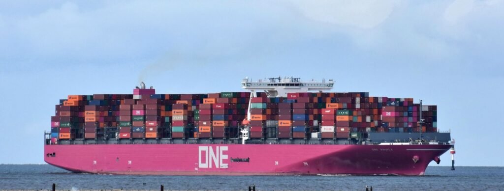 Up to 100 containers lost by mega container ship in North Pacific