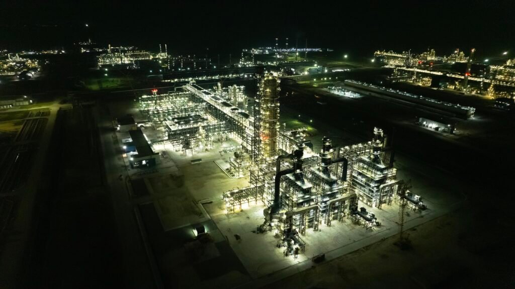 Dangote Petroleum Refinery Starts Production