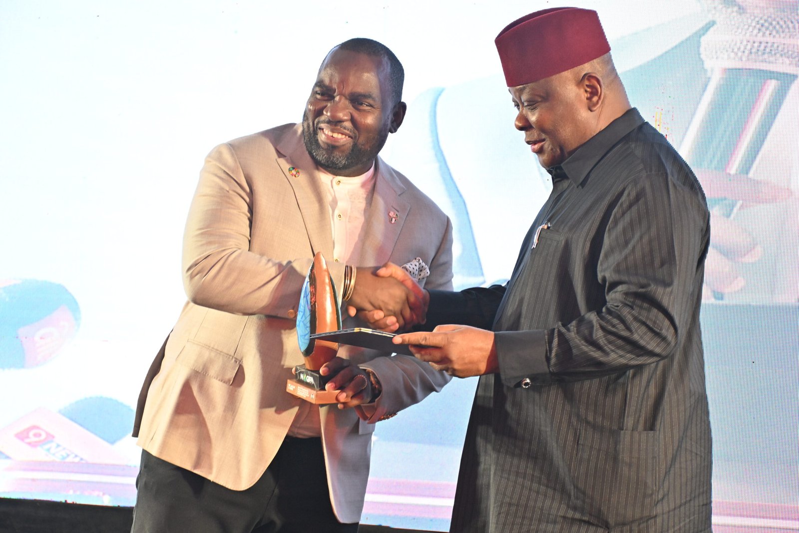 Nigerian Oil and Gas Forum honours Dr. Julius Rone, GMD/CEO, UTMOL