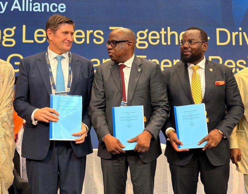 African Energy Chamber Backs UTM FLNG as 15-Year NNPC Ltd./Seplat Gas Deal Paves Way for FID